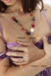 女性写真素材番号2400