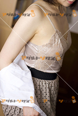 女性写真素材番号000002512