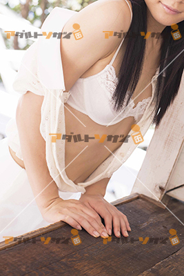 女性写真素材番号000003463